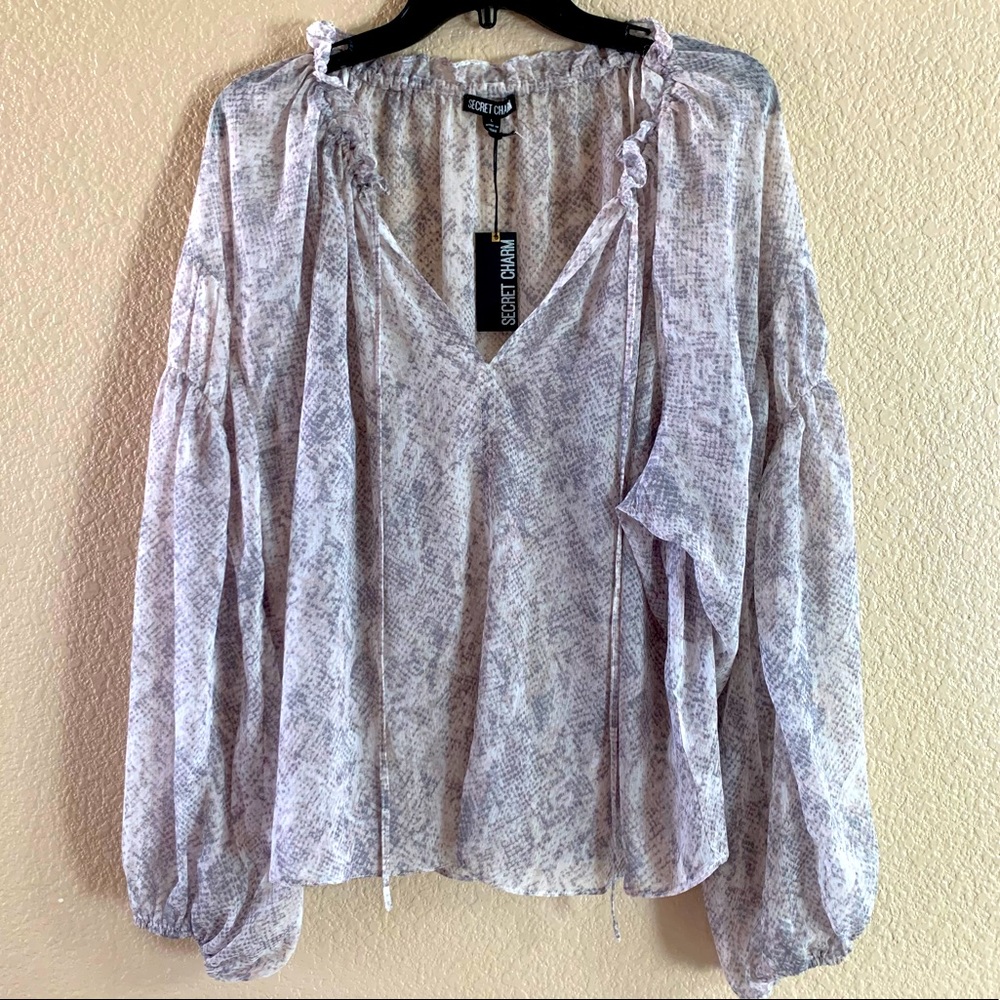 Snake Print Flowy Style Long Sleeve Sheer Blouse